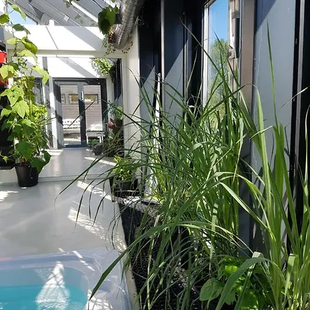 Big Poolhouse With Stunning Views Dom wakacyjny *