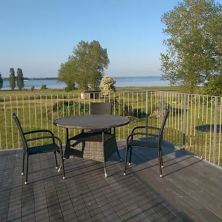 Big Poolhouse With Stunning Views *